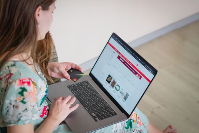 How to Move from WooCommerce to Shopify Without Losing SEO or Customer Data